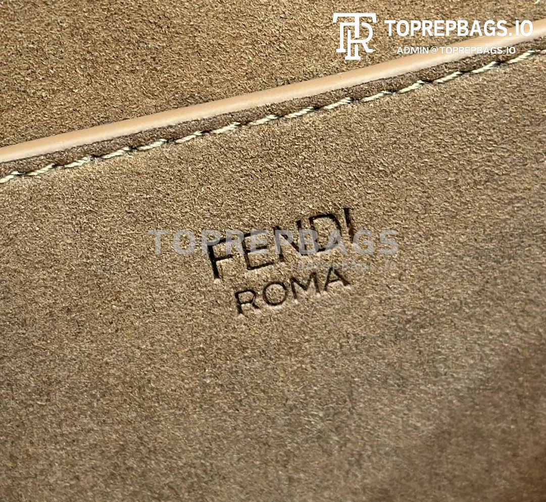 i1690616214_330_8 Fendi C'mon in Brown