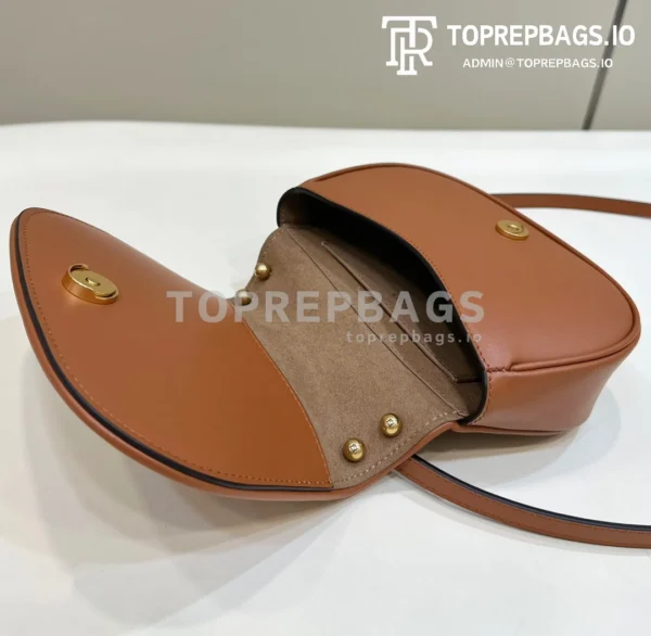 i1690616214_6872_7 Fendi C'mon in Brown