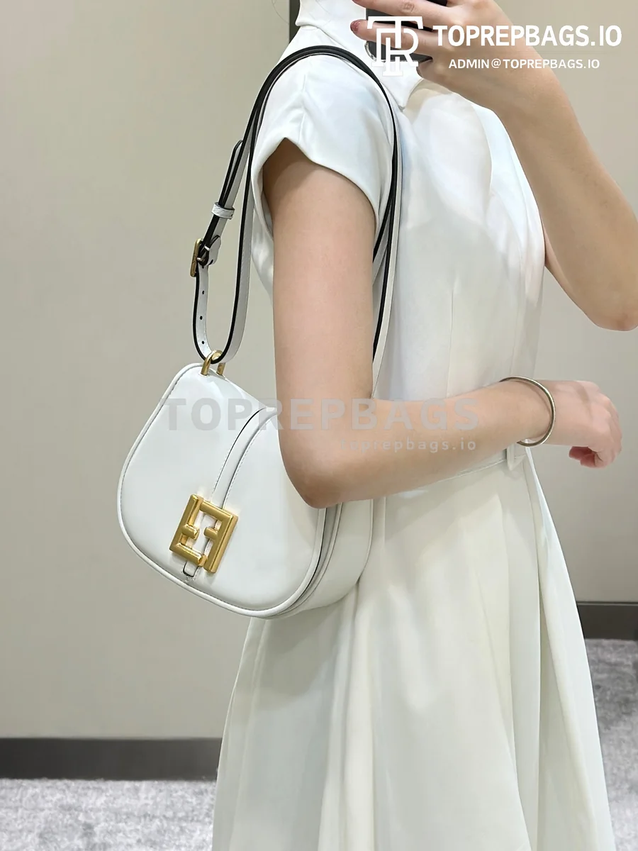 i1690799624_3176_4 Fendi C'mon in White