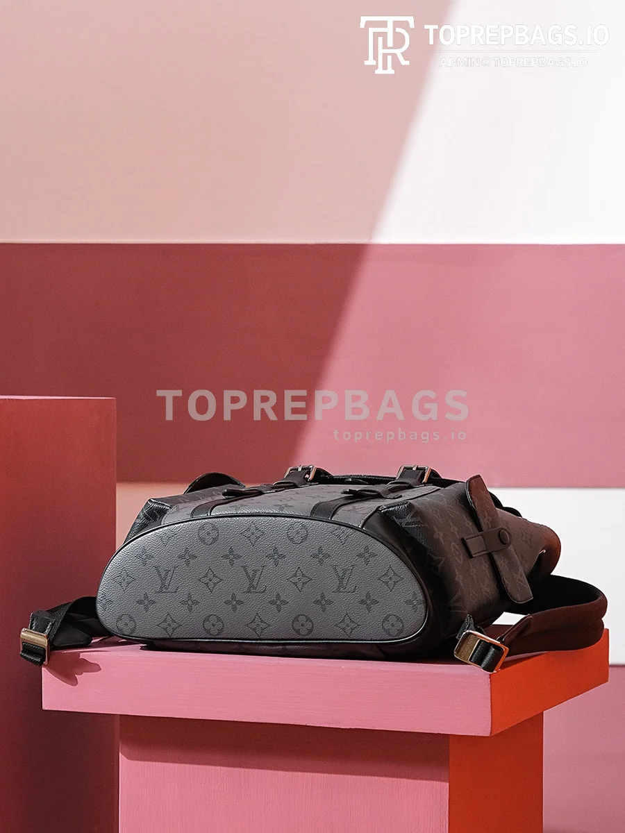 i1692432980_7713_7 Louis Vuitton Christopher Small in Grey