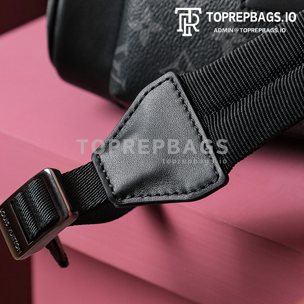 i1692433022_7436_1 Louis Vuitton Christopher Small in Grey
