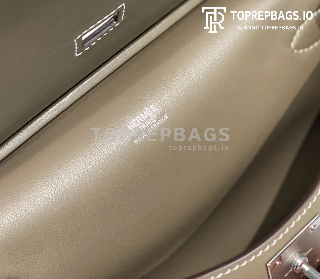 i1692949984_7081_7 Hermes Jypsiere Mini in Taupe
