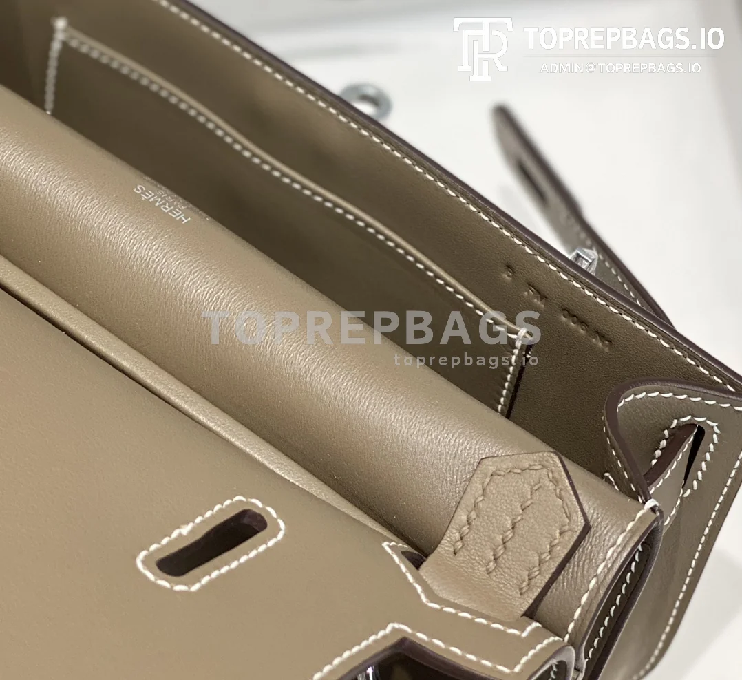 i1692949984_9225_8 Hermes Jypsiere Mini in Taupe