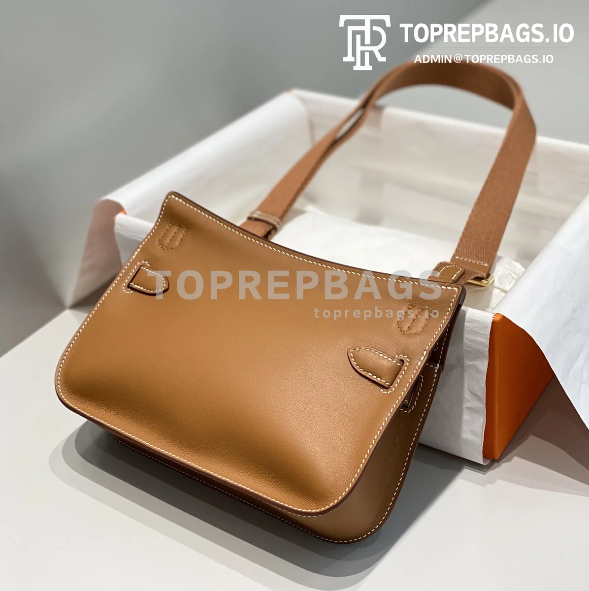 i1692962006_9113_3 Hermes Jypsiere Mini in Brown