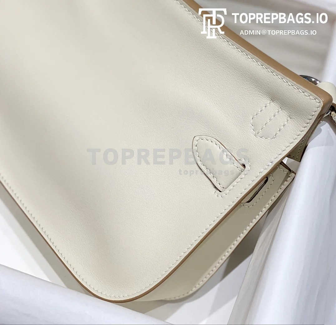 i1692962053_489_4 Hermes Jypsiere Mini in White