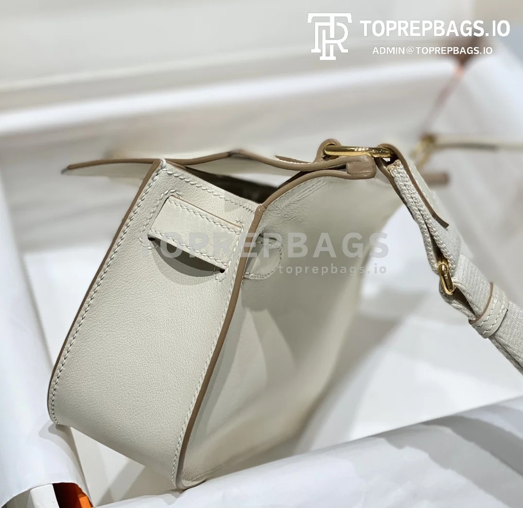 i1692962075_9342_3 Hermes Jypsiere Mini in White