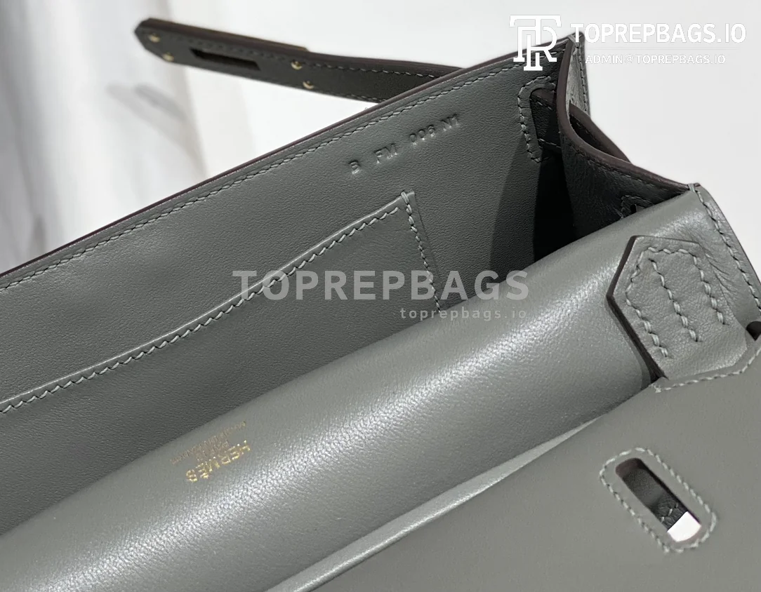 i1692962130_1693_8 Hermes Jypsiere Mini in Grey