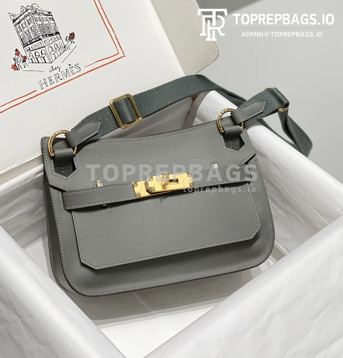 i1692962130_3794_0 Hermes Jypsiere Mini in Grey