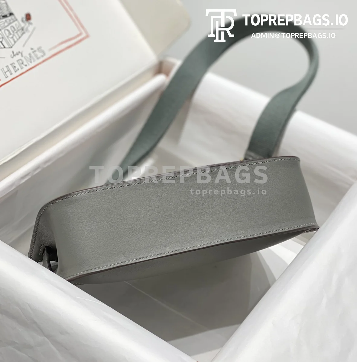 i1692962130_6097_2 Hermes Jypsiere Mini in Grey