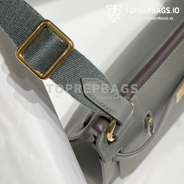 i1692962130_7164_5 Hermes Jypsiere Mini in Grey