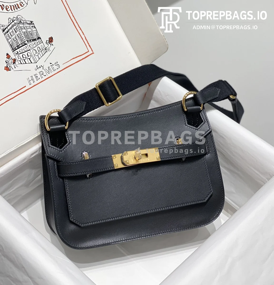 i1692962153_5879_0 Hermes Jypsiere Mini in Black