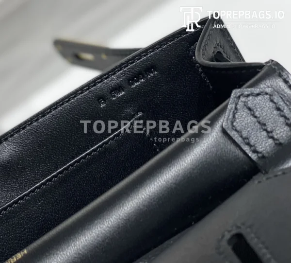 i1692962153_9951_8 Hermes Jypsiere Mini in Black
