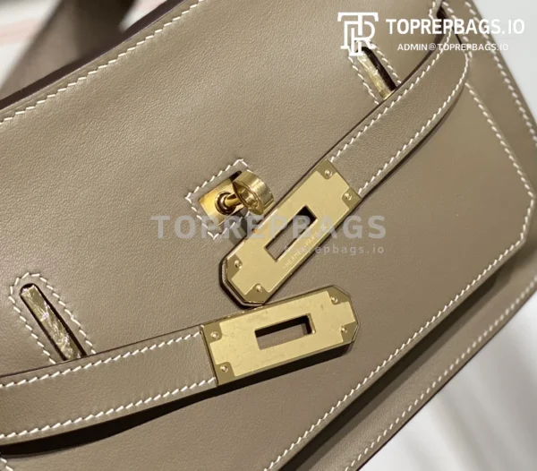i1692962204_4088_4 Hermes Jypsiere Mini in Taupe