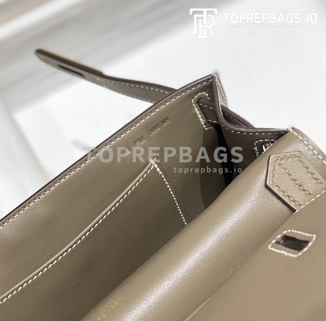 i1692962204_6004_7 Hermes Jypsiere Mini in Taupe