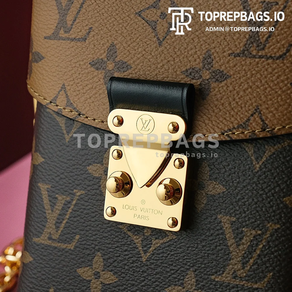 i1693468530_7262_0 Louis Vuitton Camera Box in Brown