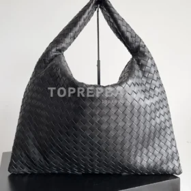 i1693482588_2662_0 Bottega Veneta Hop Large in Black