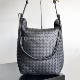 i1695055314_5302_0 Bottega Veneta Sardine in Black