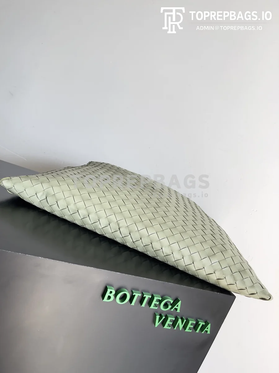 i1698165665_1842_5 Bottega Veneta Hop Large in Green