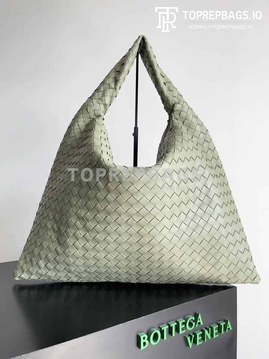 i1698165665_7646_0 Bottega Veneta Hop Large in Green