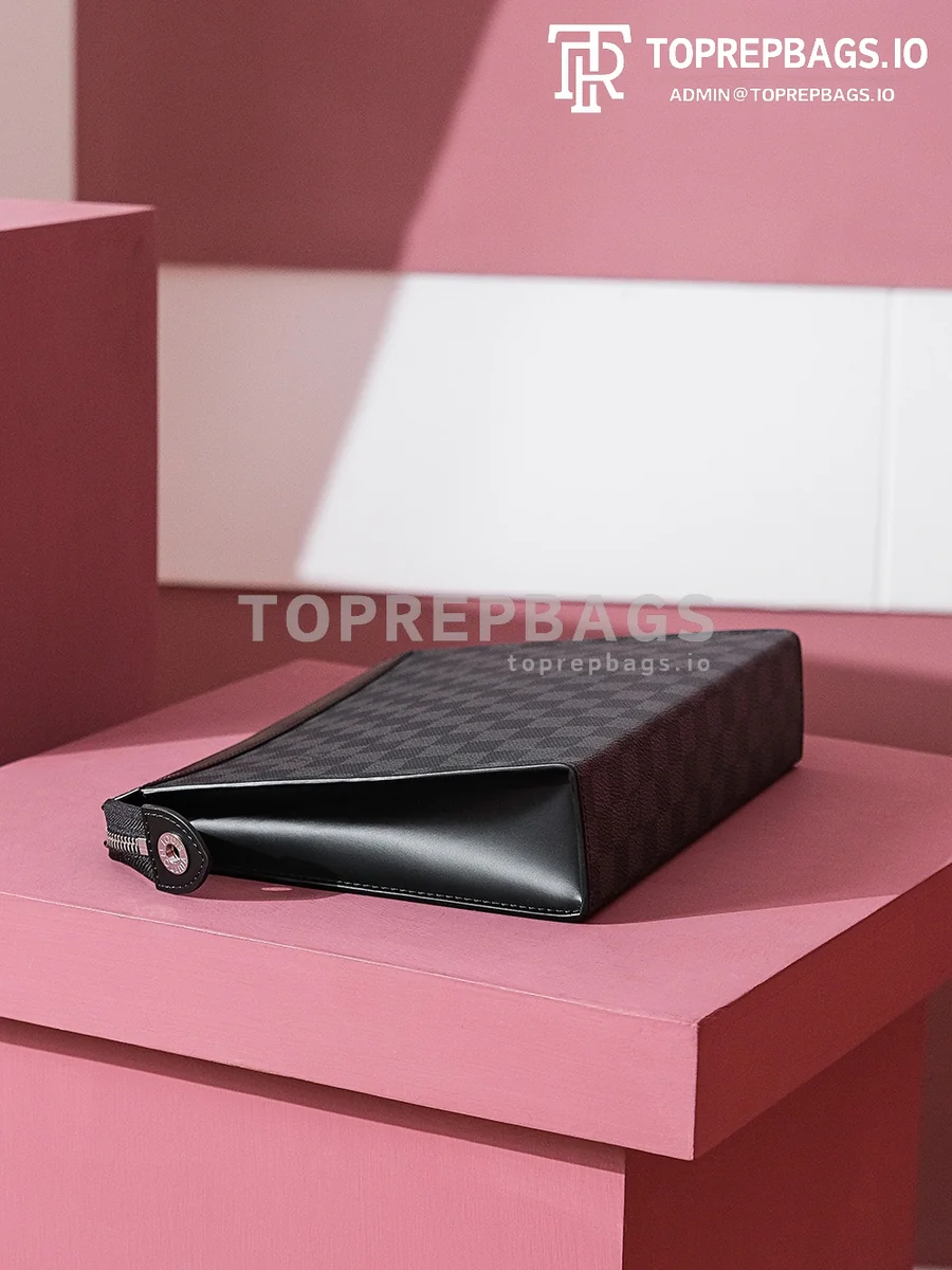 i1701510580_652_6 Louis Vuitton Pochette Voyage in Black