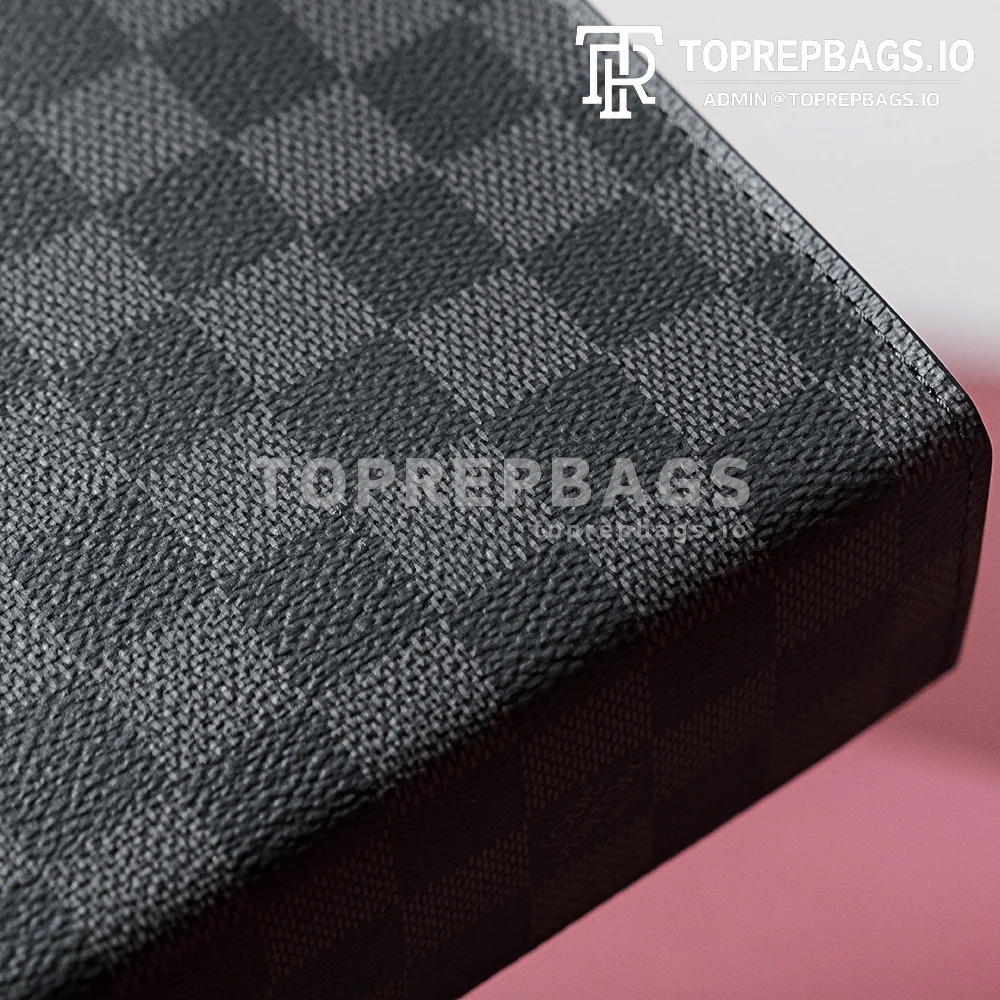 i1701510620_6064_5 Louis Vuitton Pochette Voyage in Black