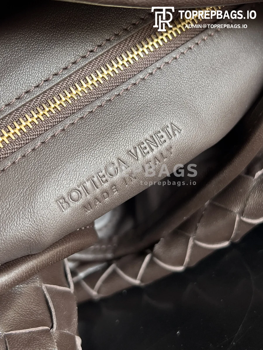 i1703346022_354_0 Bottega Veneta Hop Large in Brown