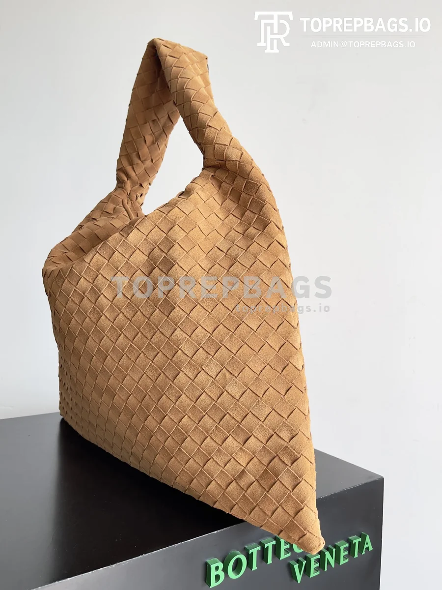 i1704890769_7377_5 Bottega Veneta Hop Large in Brown