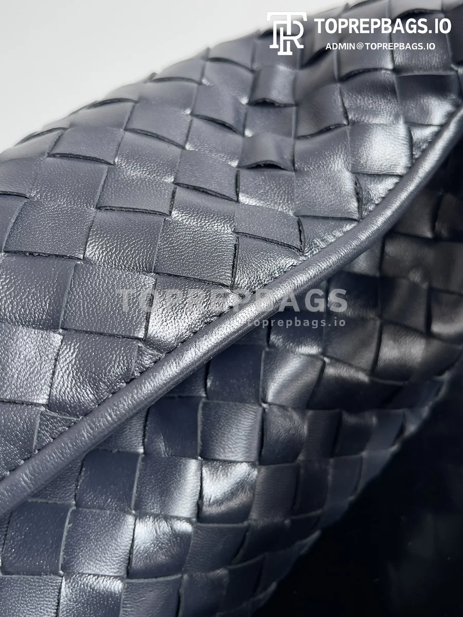 i1709901310_1873_1 Bottega Veneta Hop Large in Blue