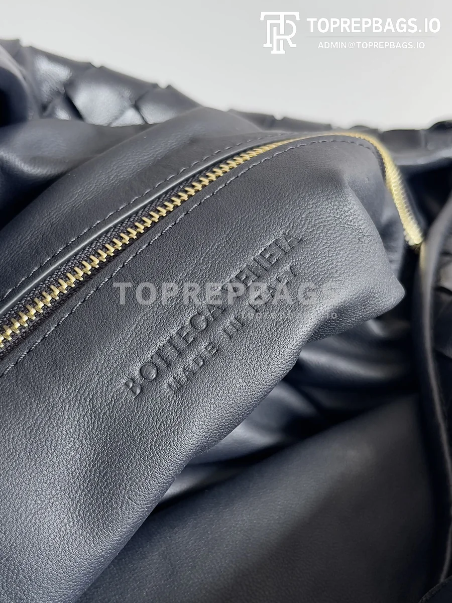 i1709901310_6611_2 Bottega Veneta Hop Large in Blue