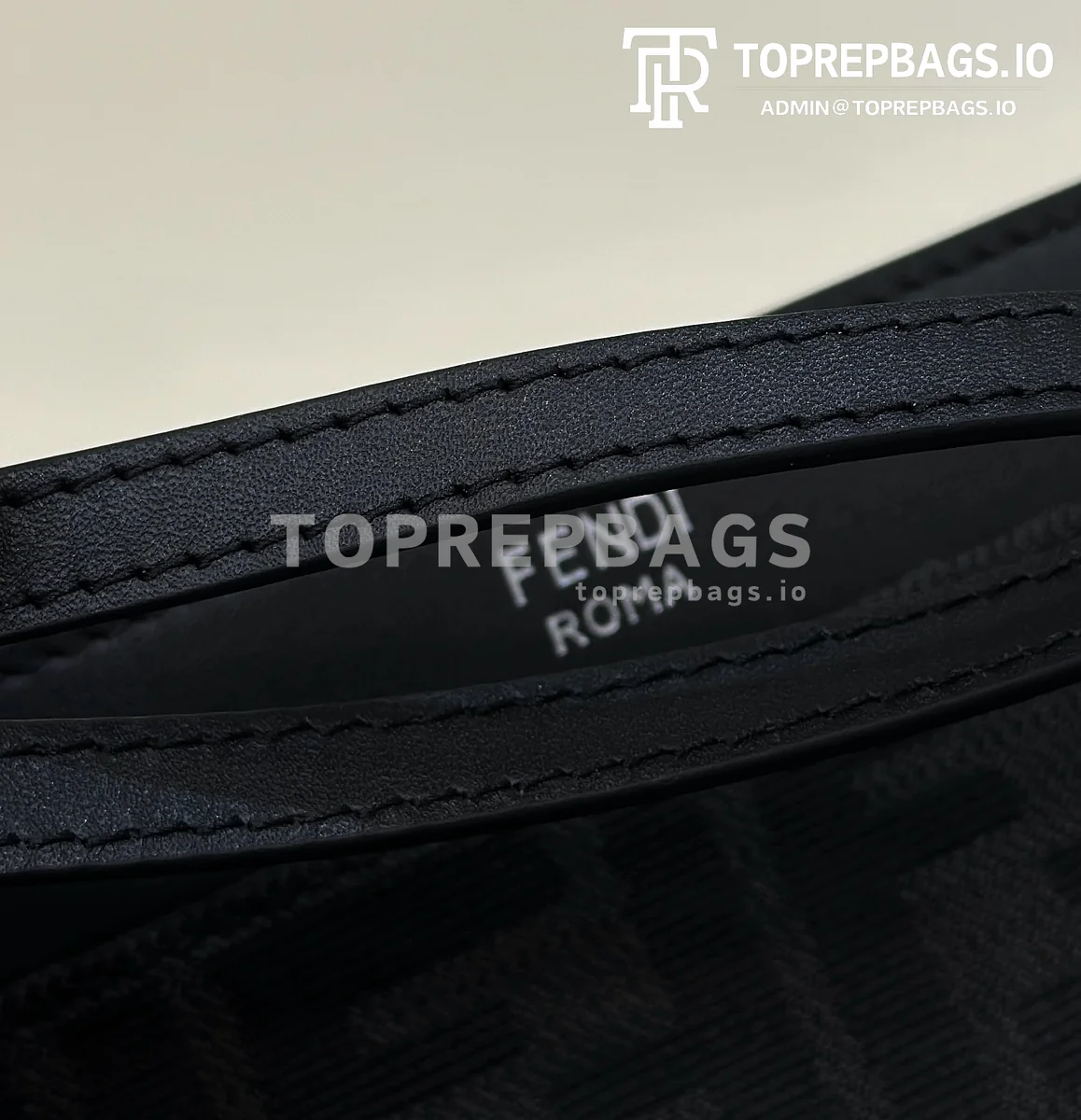 i1712475856_8490_3 Fendi Flat Pouch in Black