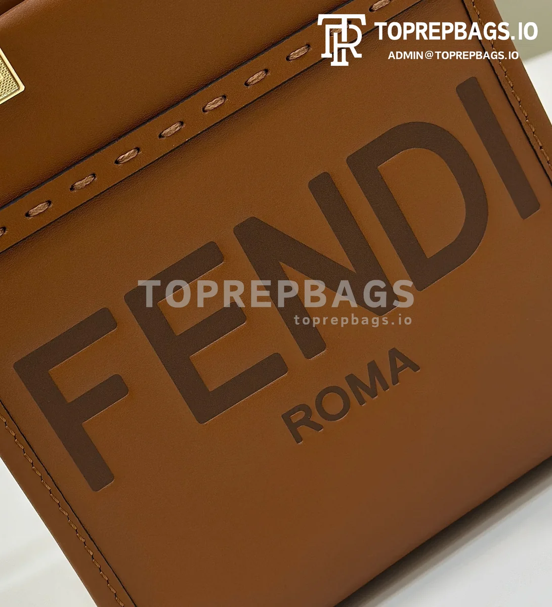i1713773552_660_5 Fendi Sunshine Shopper in Brown