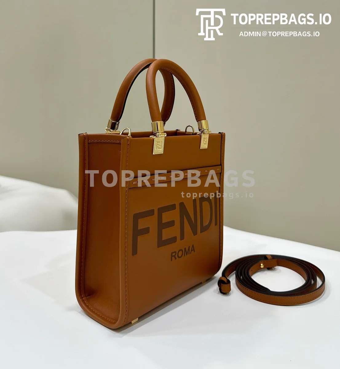 i1713773552_6844_1 Fendi Sunshine Shopper in Brown