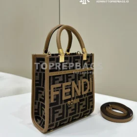 Fendi Sunshine Shopper in Brown