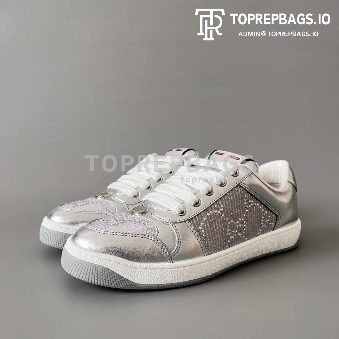 i1717513287_2988_4 Gucci Screener in Silver