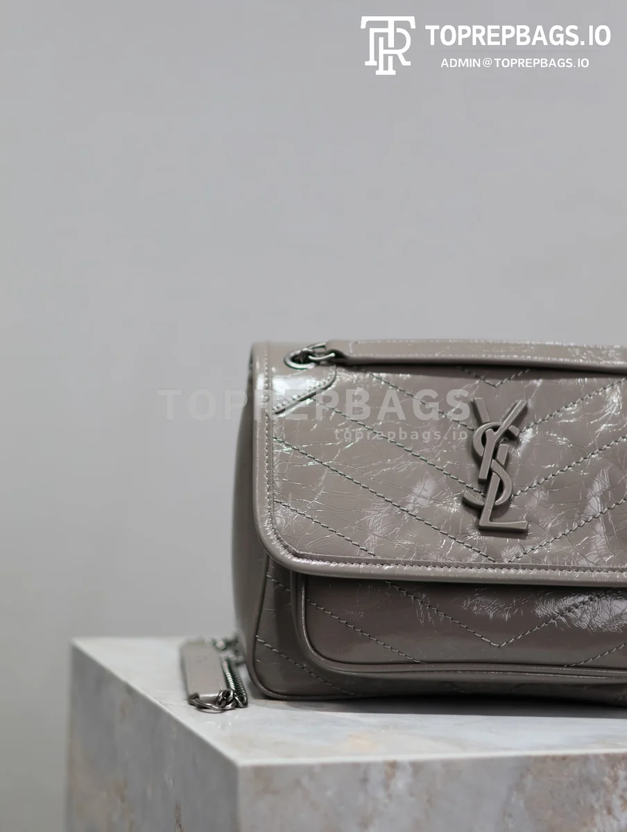 i1718102010_3260_3 YSL Niki in Grey