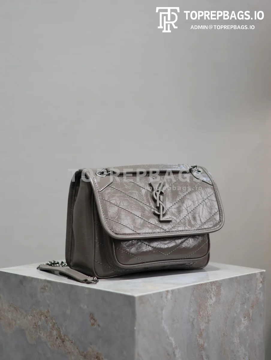 i1718102010_8246_7 YSL Niki in Grey