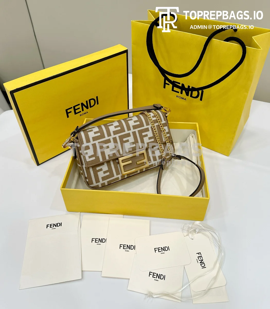 i1719743605_8464_0 Fendi Baguette in Beige