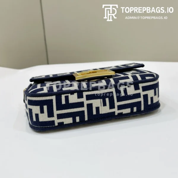 i1720344203_7535_4 Fendi Baguette in Blue
