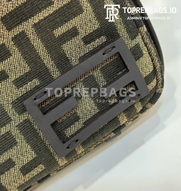 i1720428271_4692_5 Fendi Simply in Brown