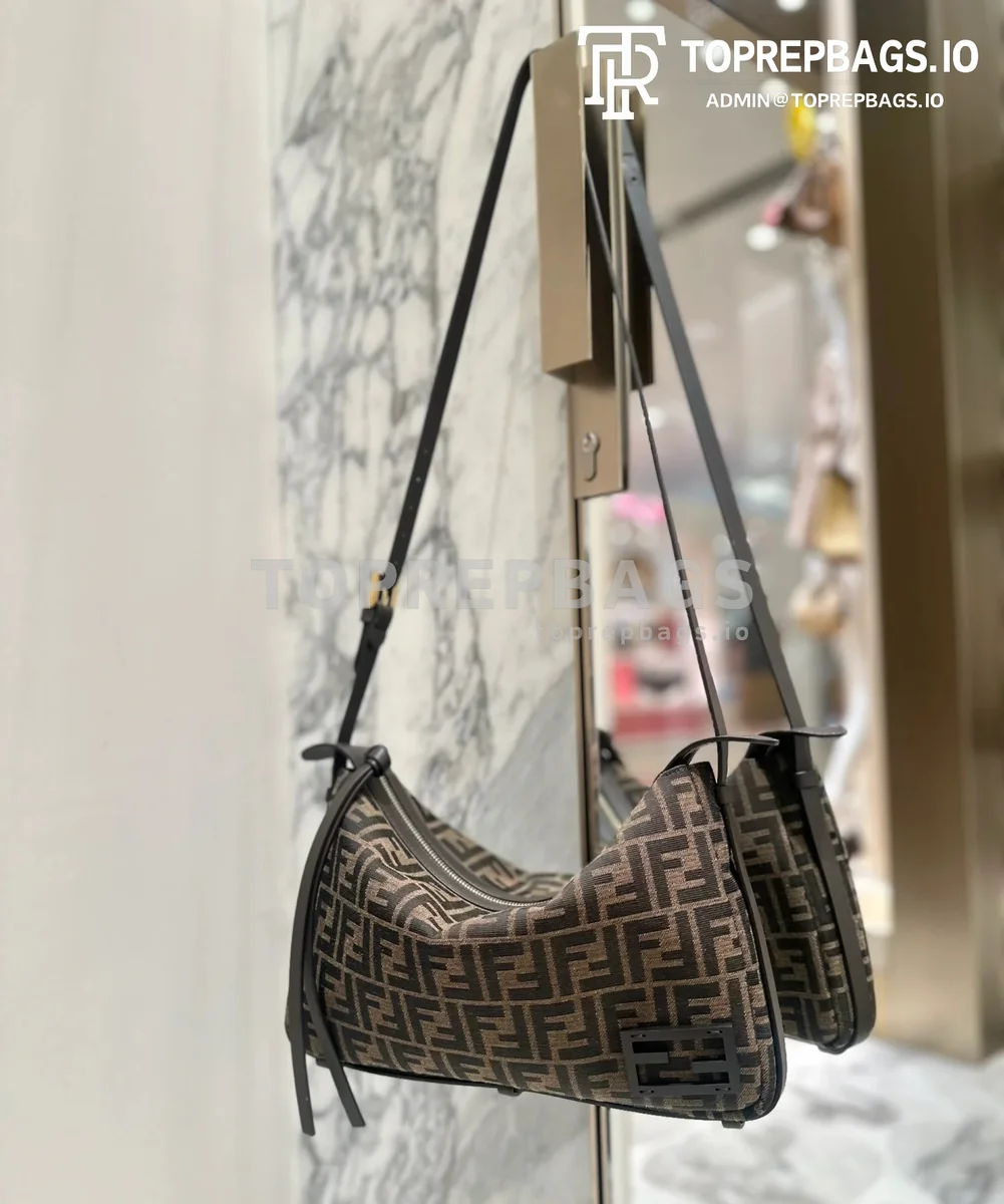 i1720429826_3953_2 Fendi Baguette in Brown