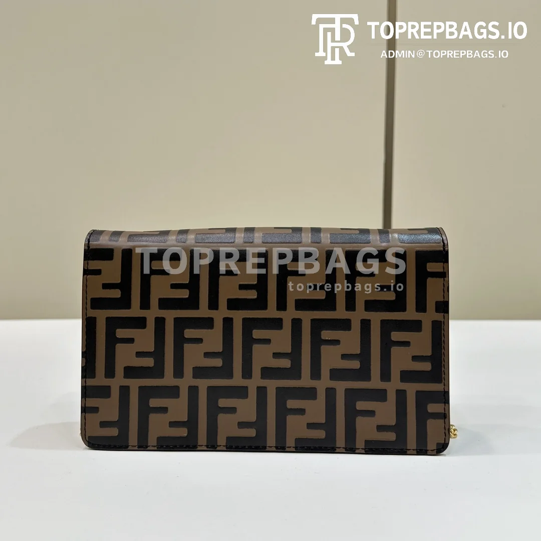 i1722332548_7594_2 Fendi Baguette in Brown