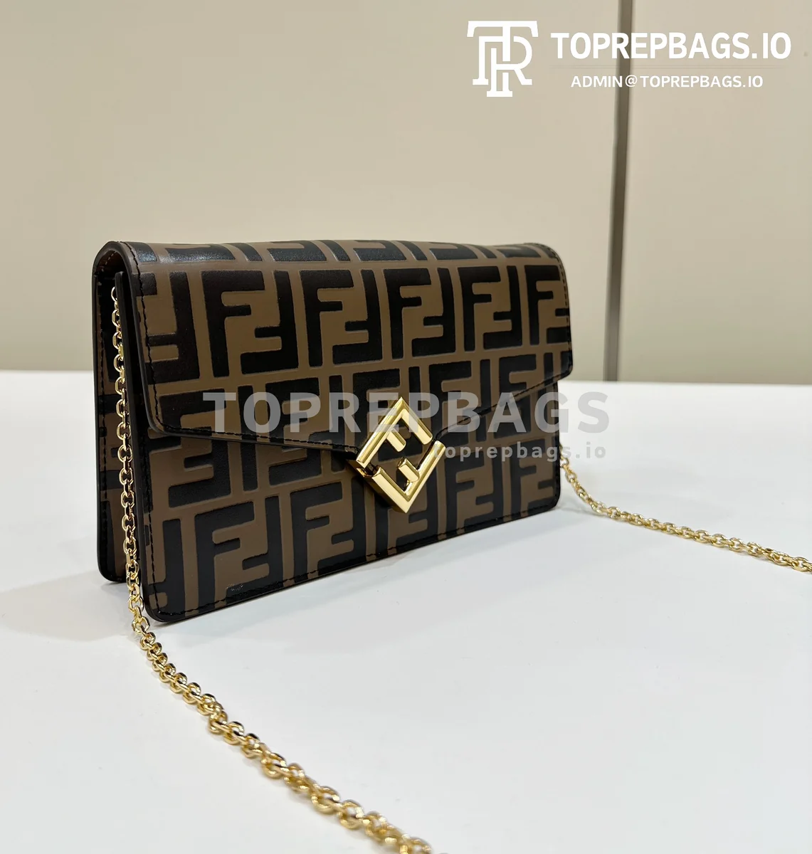 i1722332548_8446_8 Fendi Baguette in Brown