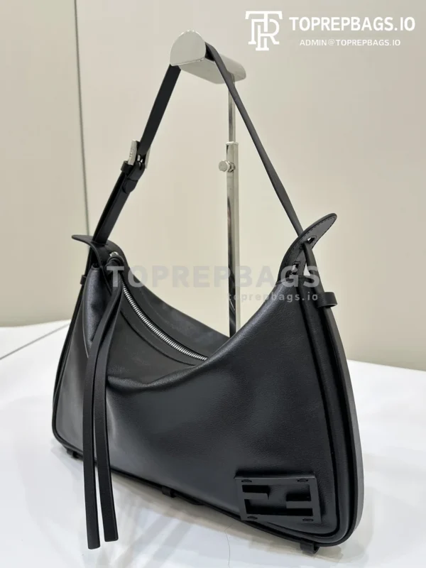 i1722847541_928_3 Fendi Simply in Black