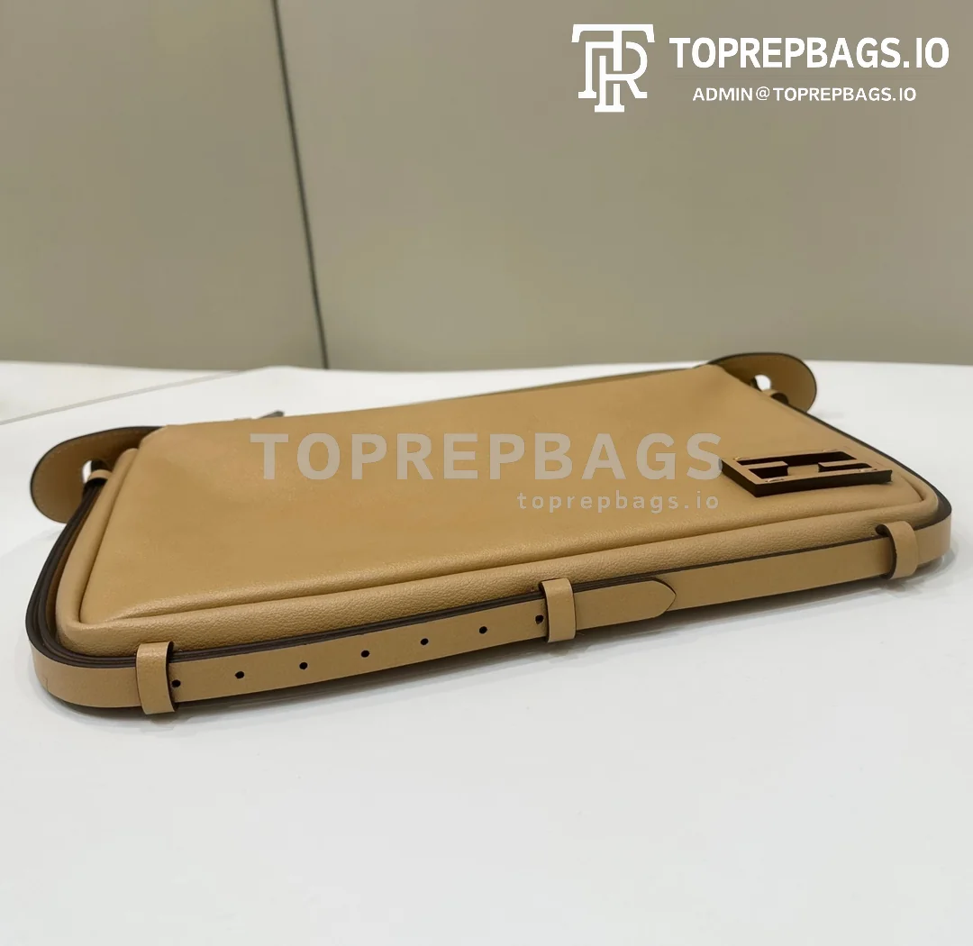 i1722848862_3569_4 Fendi Simply in Beige
