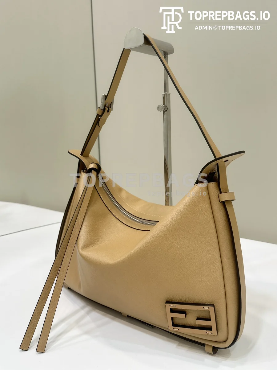 i1722848862_7774_0 Fendi Simply in Beige
