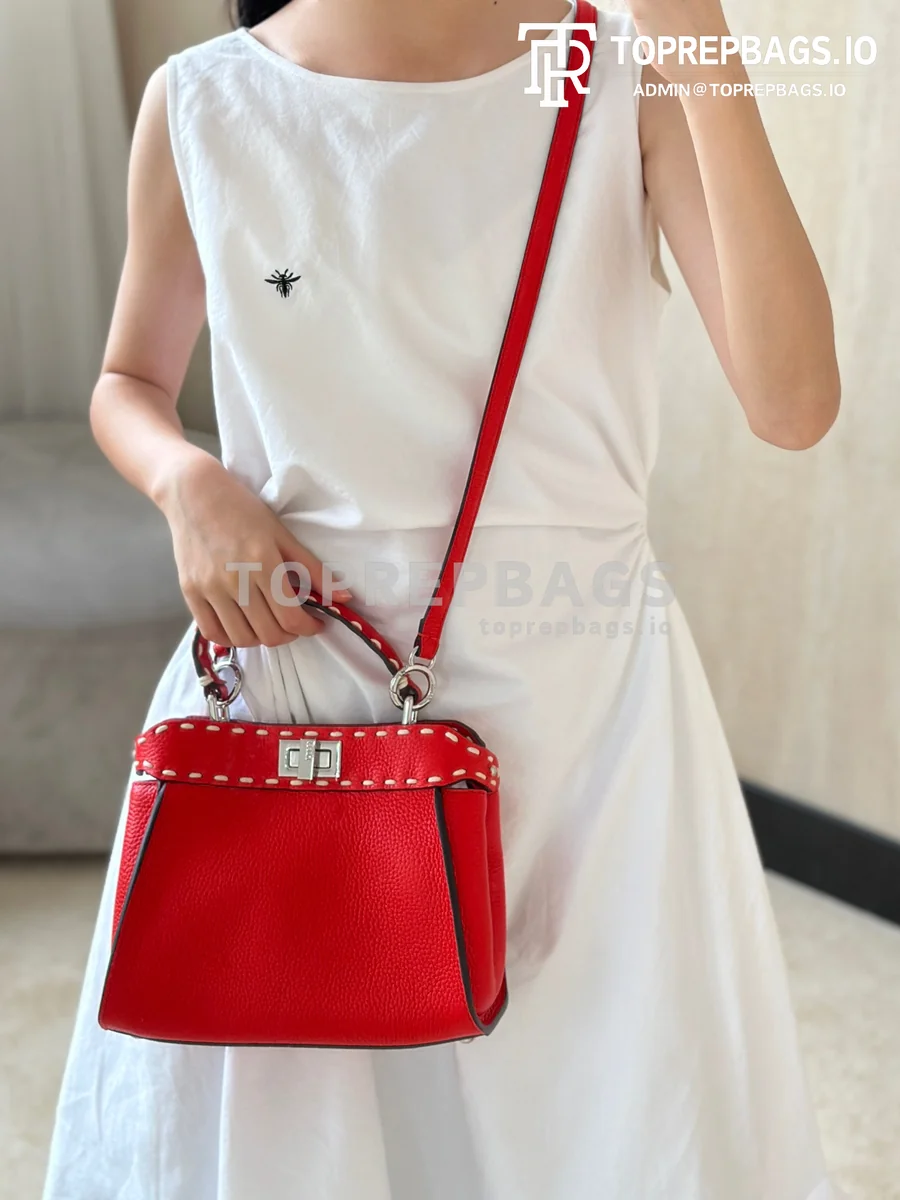 i1725268100_6617_0 Fendi Peekaboo in Red