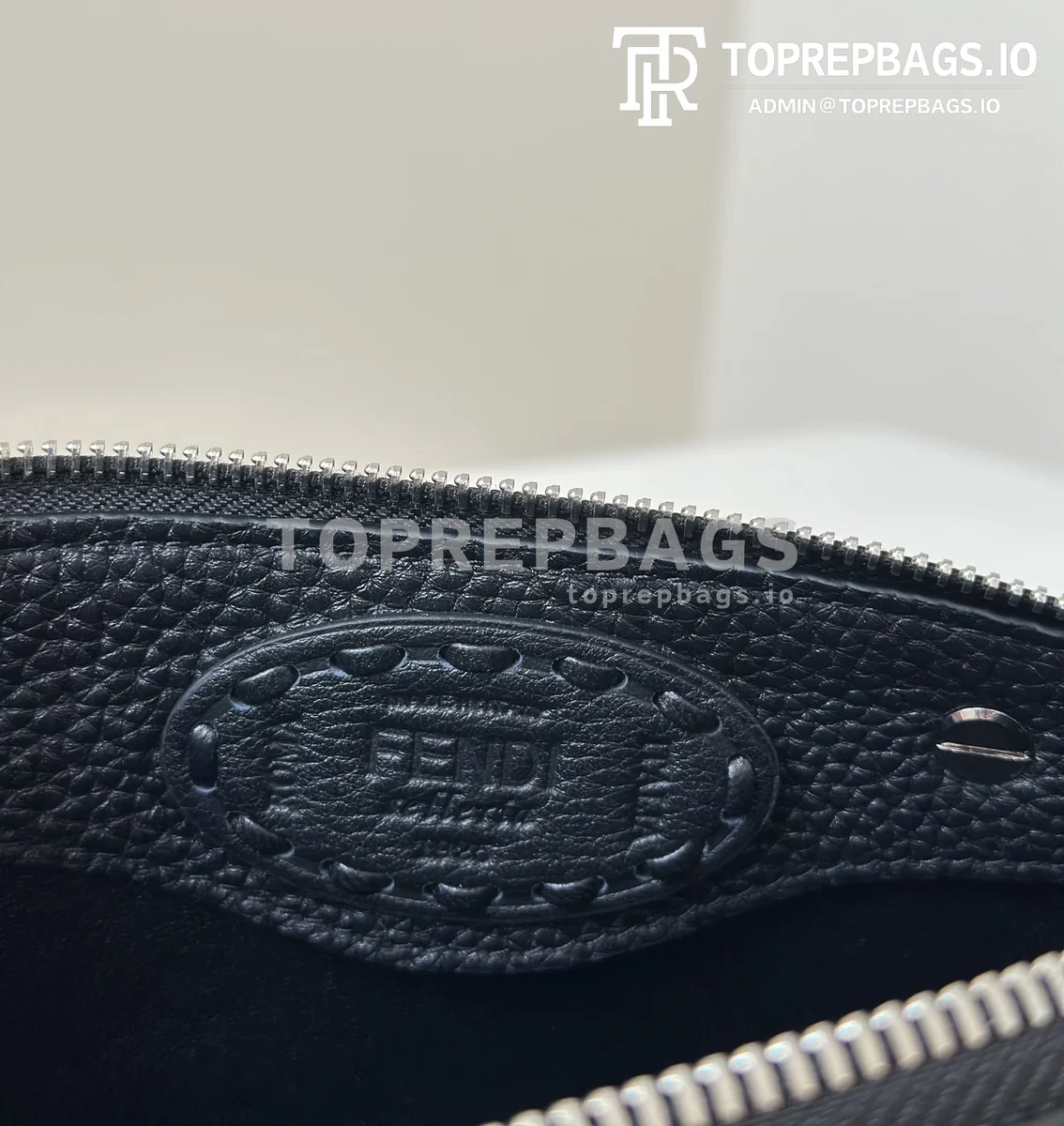 i1725269439_2584_0 Fendi By The Way Selleria in Black