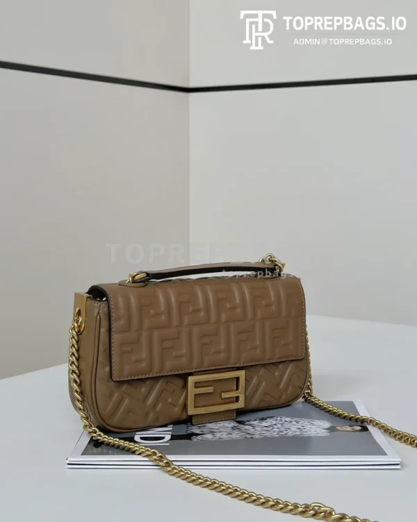 i1725527665_2156_2 Fendi Baguette in Brown