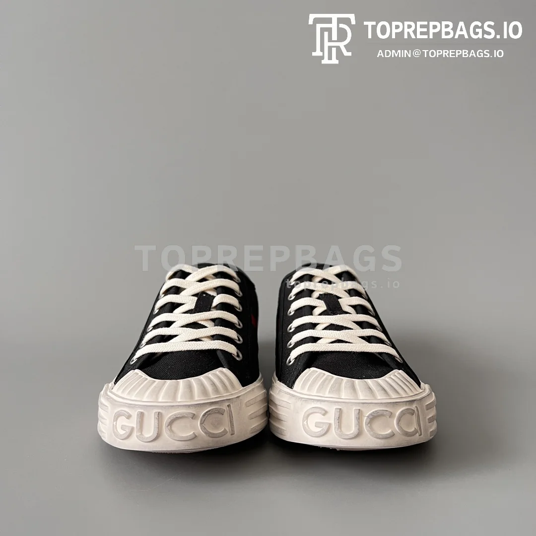 i1725715733_6674_2 Gucci Lido in Black