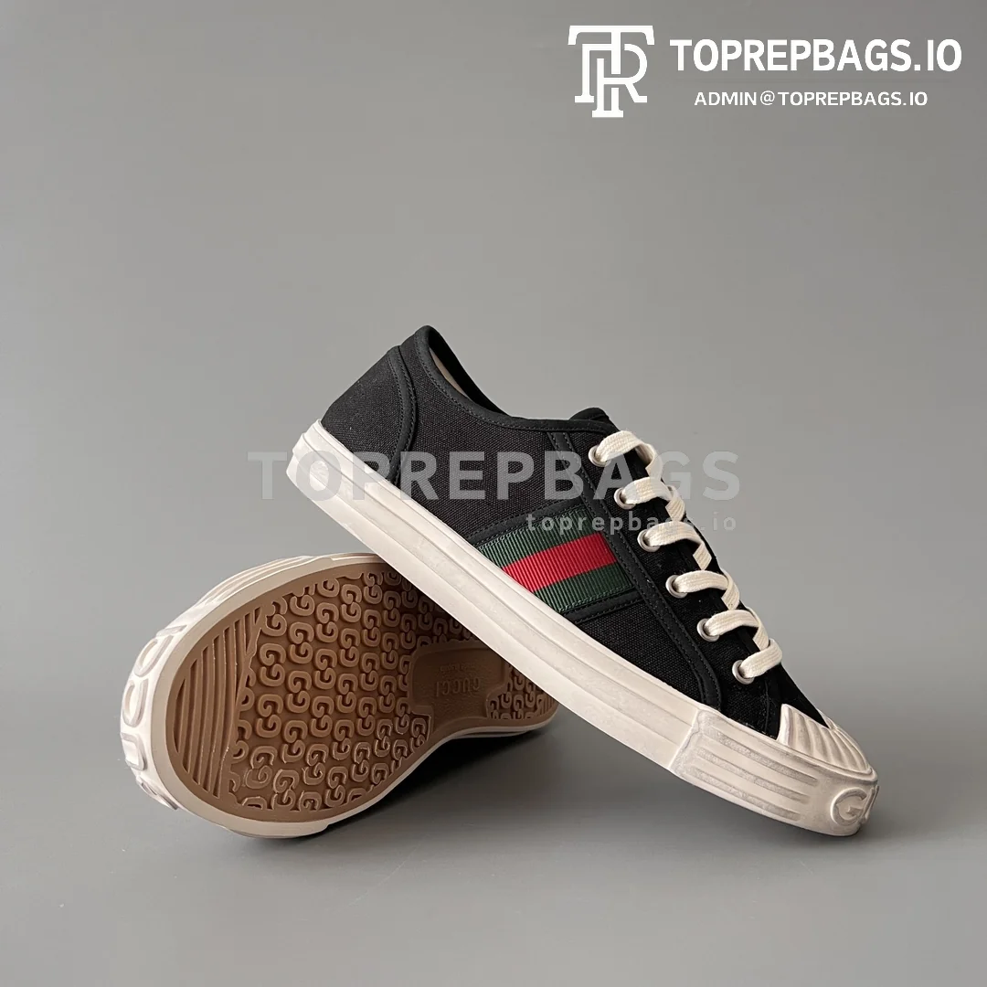 i1725715733_730_4 Gucci Lido in Black